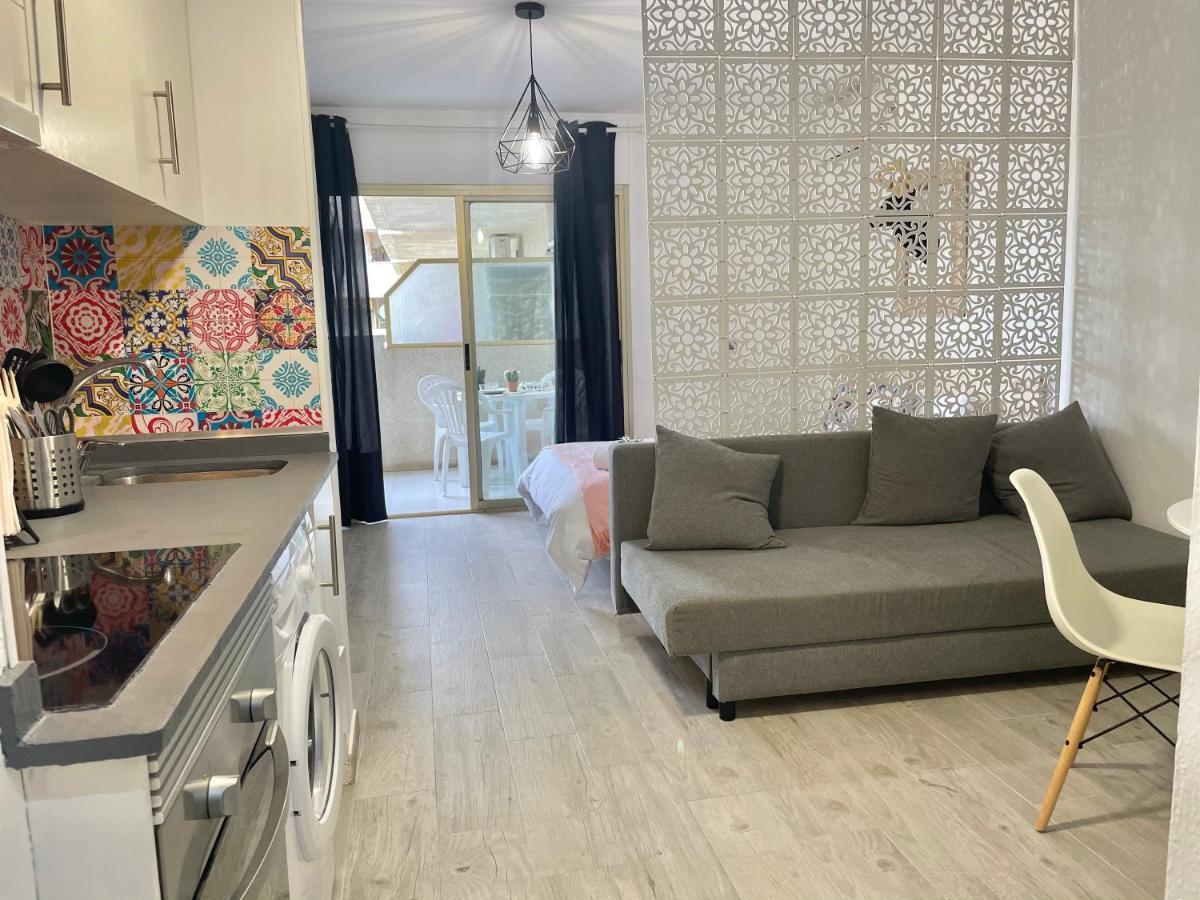 S_Apartamento Салоу Экстерьер фото